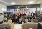 شاهد بالفيديو  كلمة الصحفي مجدي طنطاوي المدير العام لمؤسسة رسالة السلام امام طلاب مدرسة الكوكب الداخلية لتحفيظ القرآن الكريم في إندونيسيا