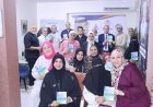 توزيع كتاب "الزكاة.. صدقة وقرض حسن" للمفكر علي محمد الشرفاء الحمادي على أعضاء النادي الأهلي في ختام ندوة مركز العرب