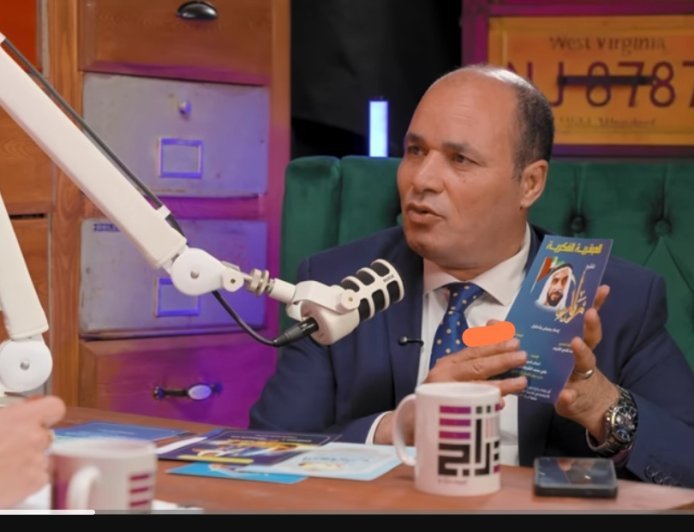 الحلقة الخامسة من "أدراج" وفيها يتحدث محمد فتحي الشريف عن تجربته في الكتابة حول الأزمة الليبية، وعن مؤلفاته التي تناولت الشيخ زايد ودولة الإمارات العربية المتحدة.