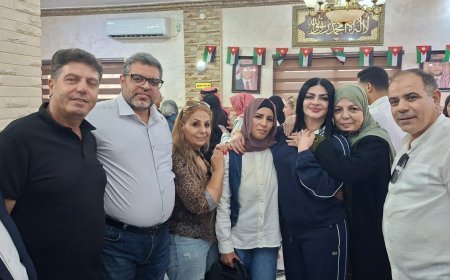 وفد مؤسسة رسالة السلام يناقش مع سيدات الوطن العربي كتاب «الطلاق يهدد أمن المجتمع»  على مدى نحو ثلاث ساعات